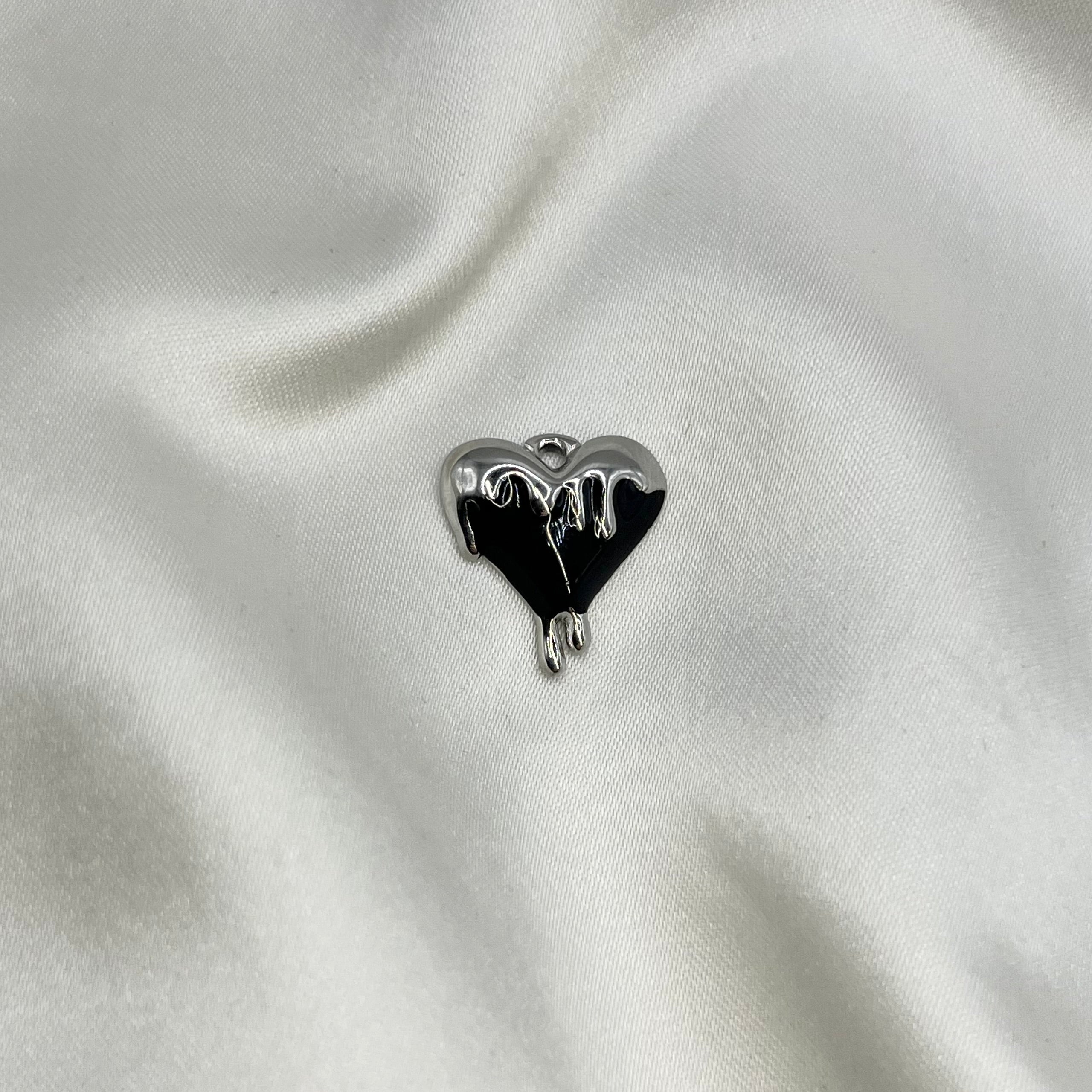 Drip heart charm