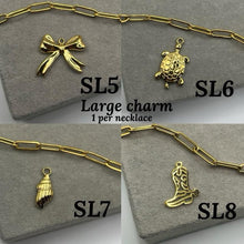 Load image into Gallery viewer, Extra gold large charm
