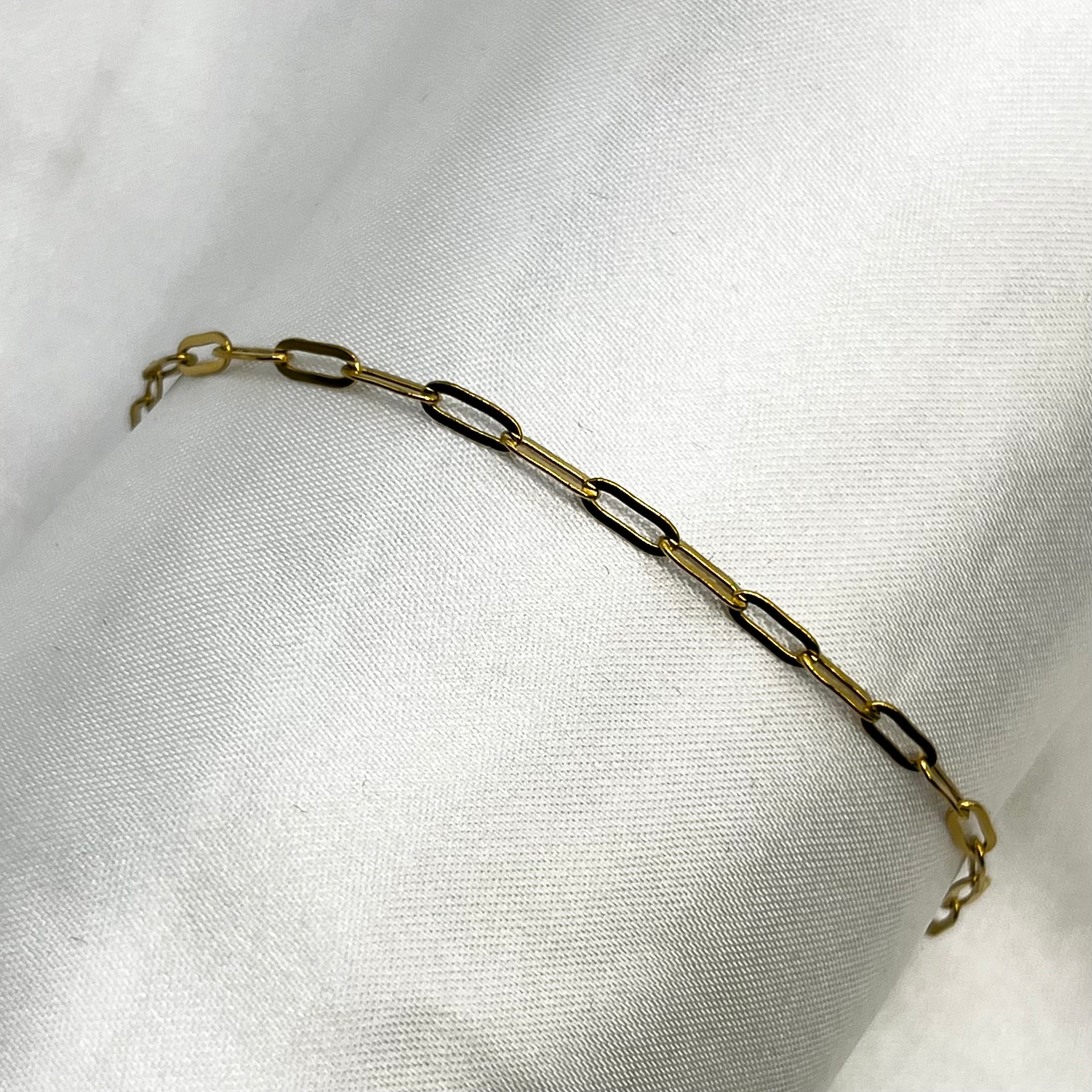Eclipse paper chain gold bracelet small links
