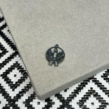 Load image into Gallery viewer, Candle light
