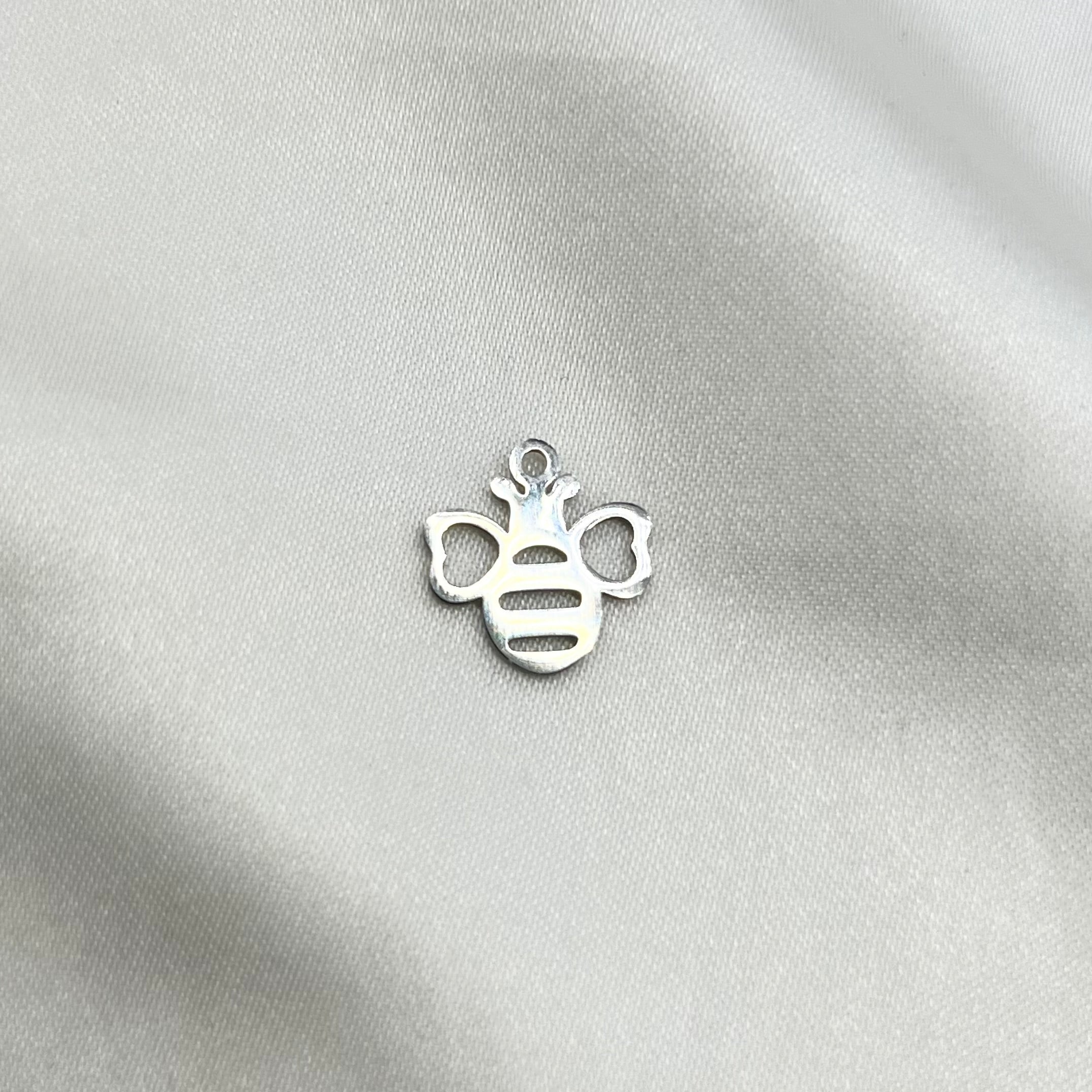 Bee charm