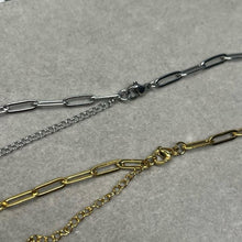 Load image into Gallery viewer, Carabiner chain
